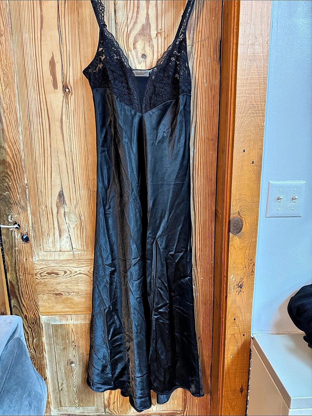 Victoria's Secret gold label  Large Black Lace-Trim Maxi slip gown Large